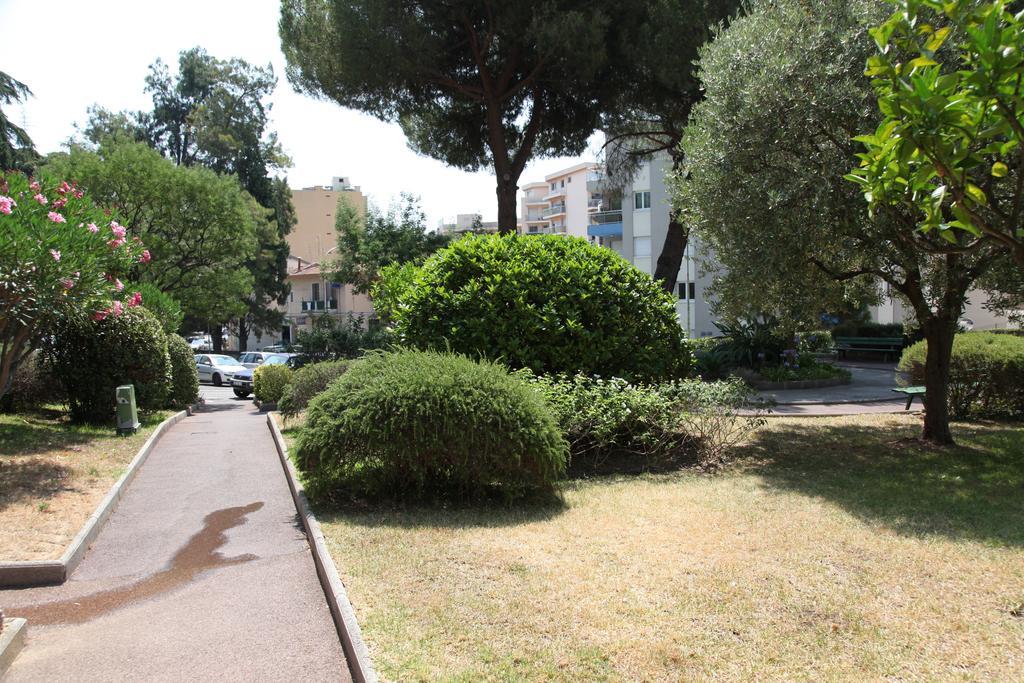 Ferienwohnung Les Glycines Menton Exterior foto